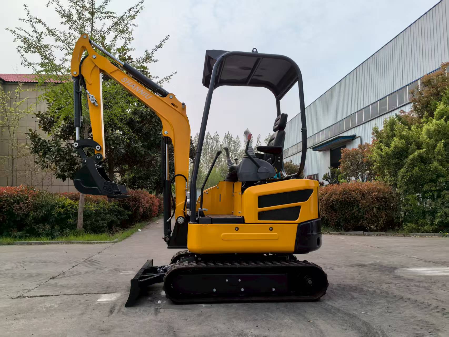 2T Tailless Small Excavator EP - Urban Farming Usa review and price